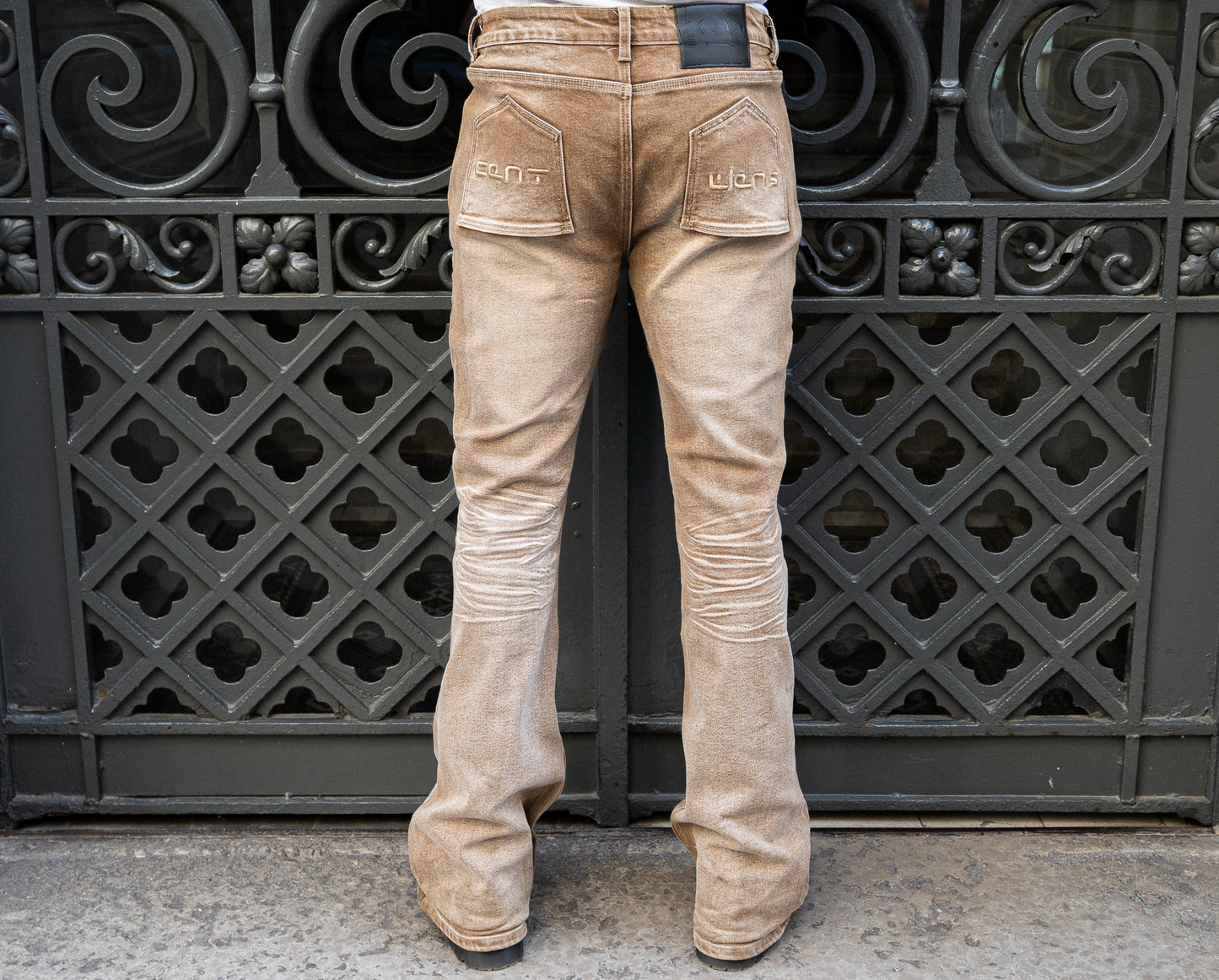 GOR3E FLARE JEAN TOBACCO